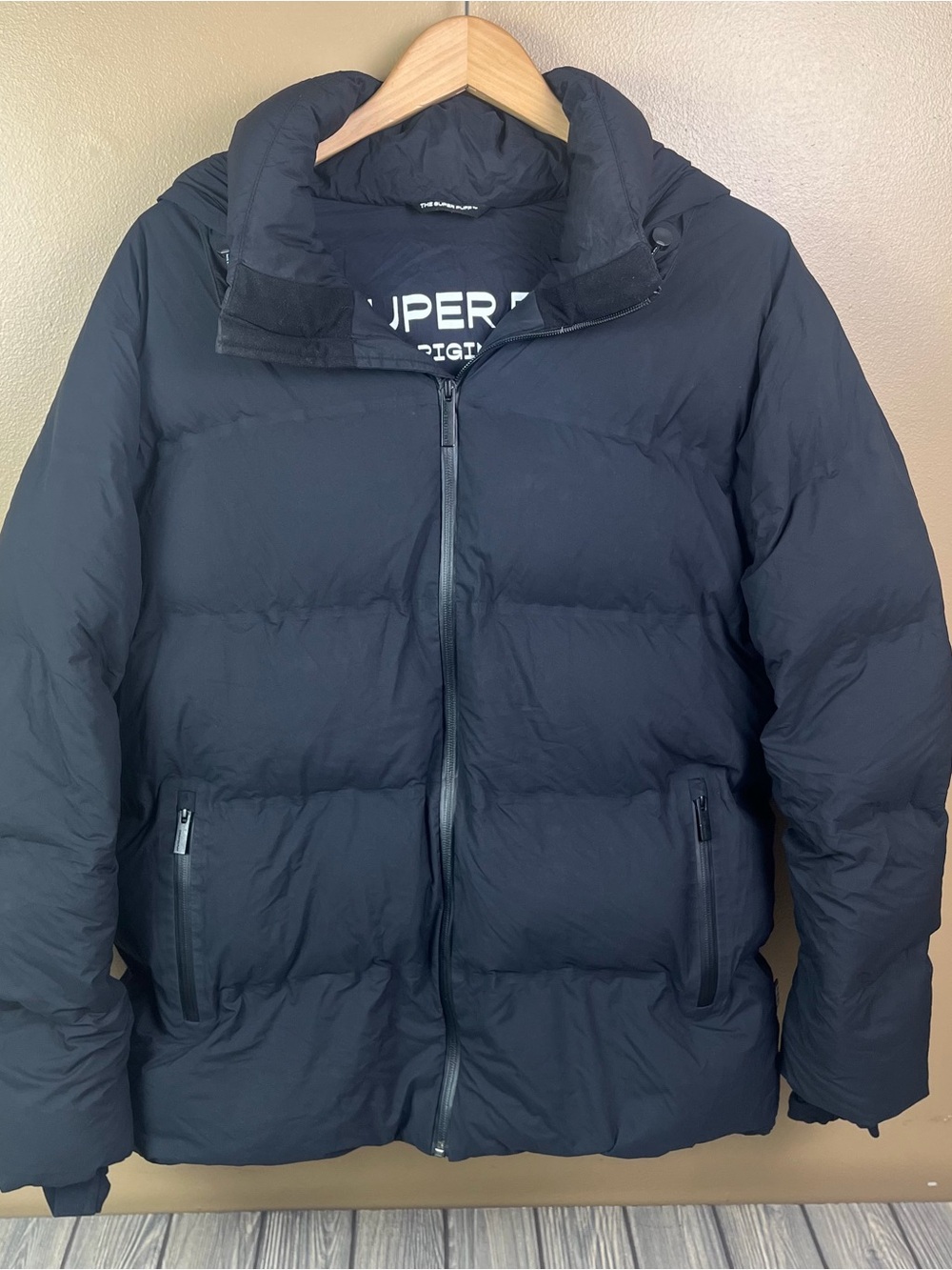 Aritzia The Super Puff Black Puffer Coat Size Large Women's
